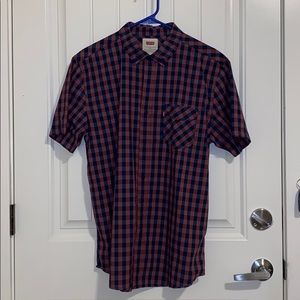 Levi’s Button Down Tee